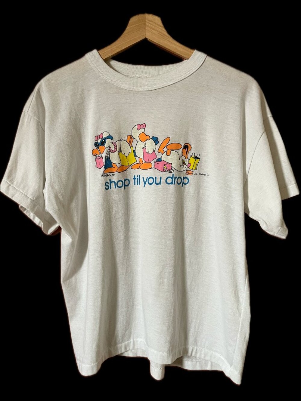 Vintage t-shirt, 'shop til you drop'